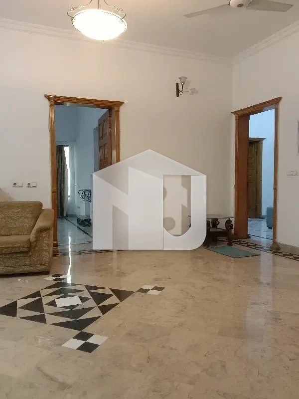 House For Rent In F-7, photo 3