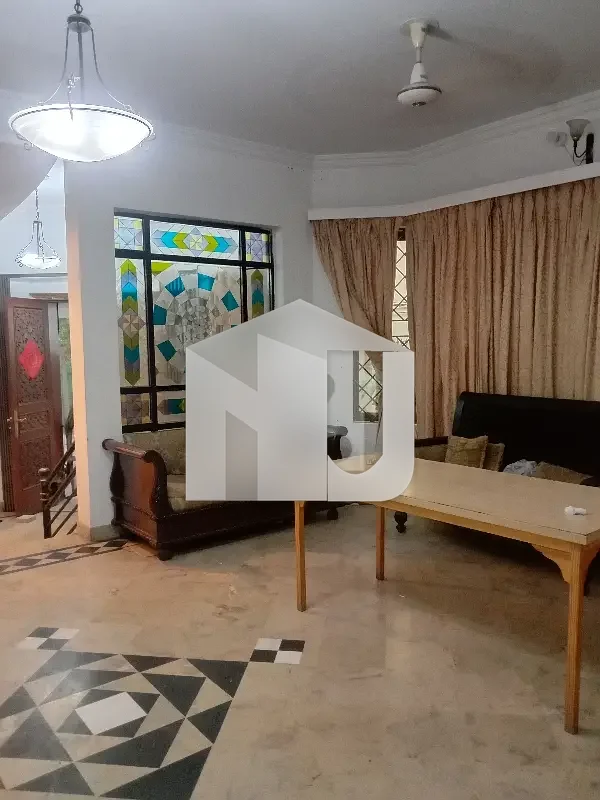 House For Rent In F-7, photo 13