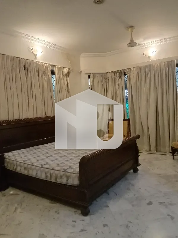 House For Rent In F-7, photo 2