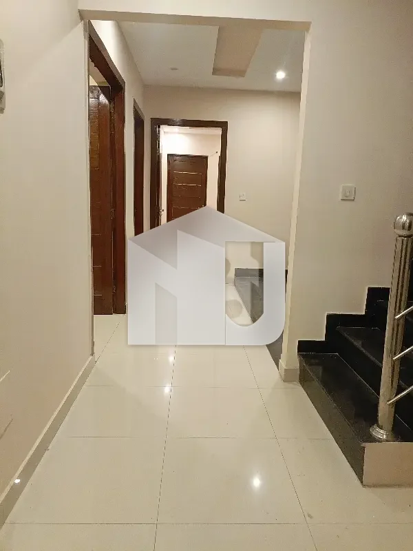 Dable story House For Rent E. 11, photo 25
