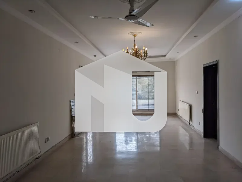 FOR RENT Renovated 7-Bedrooms Triple Storey House F_8/1, photo 9