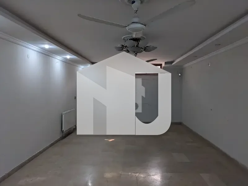 FOR RENT Renovated 7-Bedrooms Triple Storey House F_8/1, photo 5