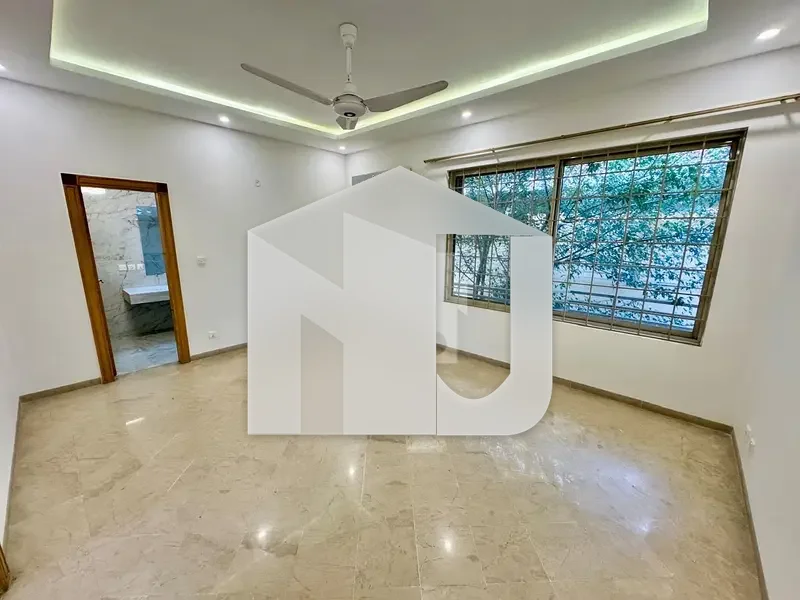 Fully Renovated House For Rent In F-6 On Prime Location, photo 9