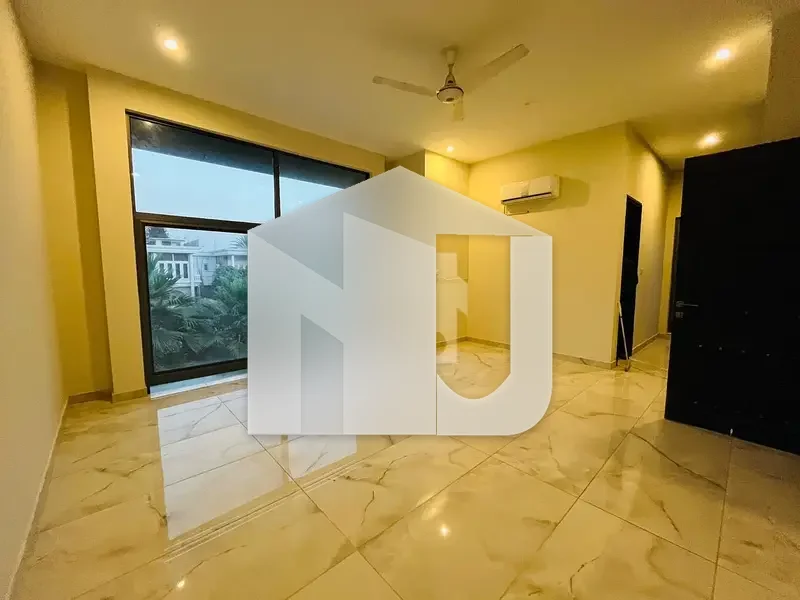 House For Rent In F-8 On Prime Location, photo 9