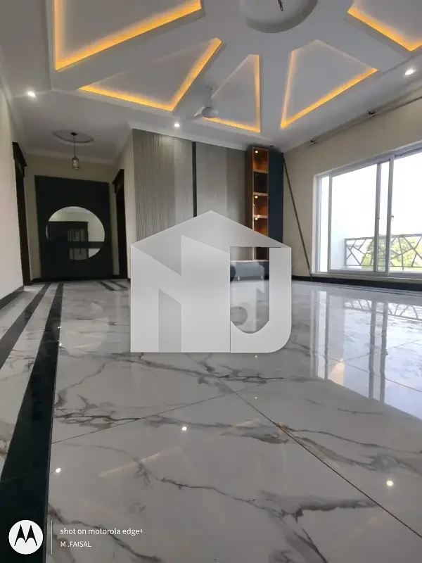 B17 B Block 1 Kanal Top Location Triple Storey House For Rent All Facilities Available, photo 10