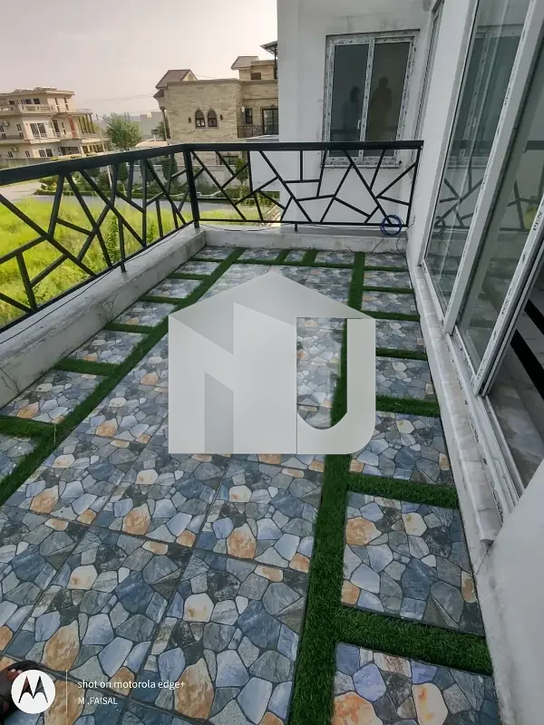 B17 B Block 1 Kanal Top Location Triple Storey House For Rent All Facilities Available, photo 12