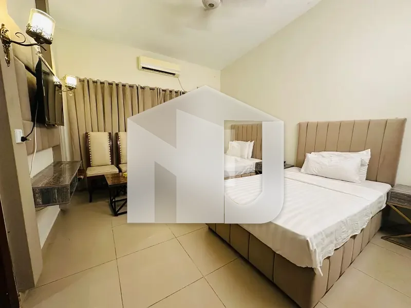 FOR RENT Luxury Furnished 12-Bedrooms Double Storey House F_8/1, photo 2