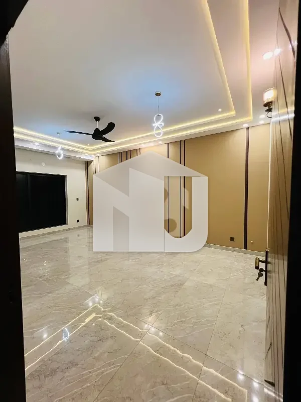 E-11/3 MPCHS 5 Bedrooms With Attach Washroom Beautiful Located Ground + Basement House For Rent, photo 12