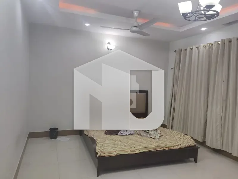 1 Kanal House For rent Is Available In Margalla View Housing Society, photo 10