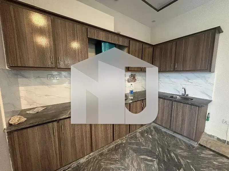 5 Marla House For Rent In D-12, photo 4