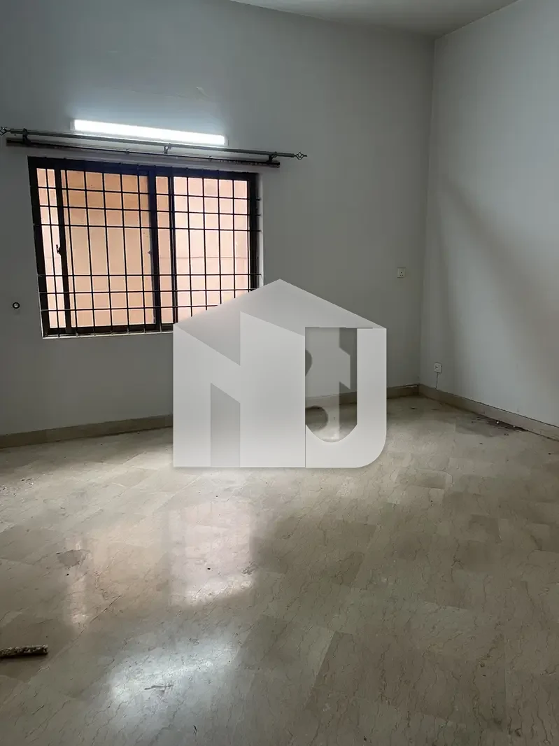 F-11 Beautiful Double Story 5 Bedroom Close Street Near F-10 Available For Rent, photo 12