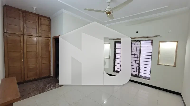 1 kanal Beautiful Full House Available For Rent in PWD Housing society Islamabad., photo 7