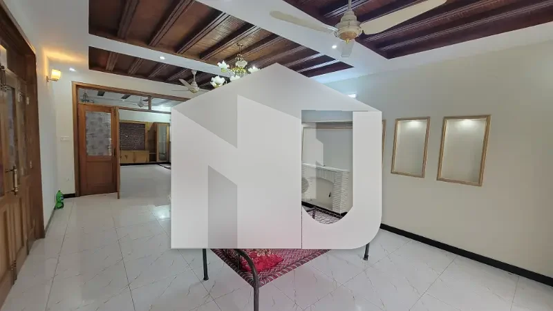 1 kanal Beautiful Full House Available For Rent in PWD Housing society Islamabad., photo 13