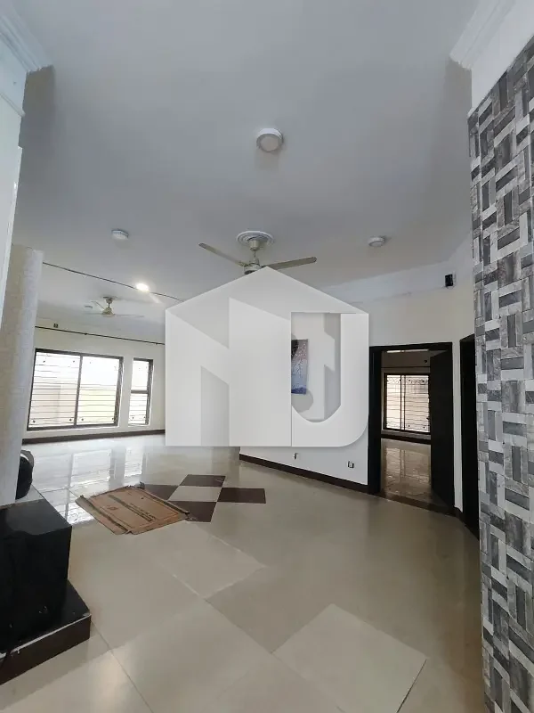 1 kanal Beautiful Full House Available For Rent in PWD Housing society Islamabad., photo 9