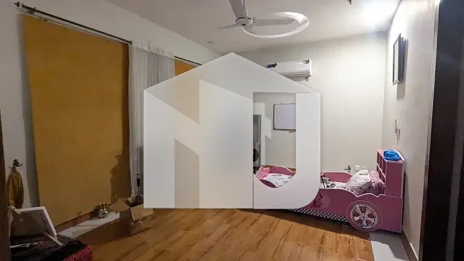 FOR RENT Brand New Basement + Upper Set Prime Location Without Furniture I_8/4, photo 5