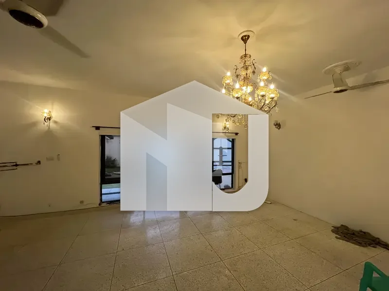 Spacious House For Rent E-7 Hill Road Prime Location, photo 2
