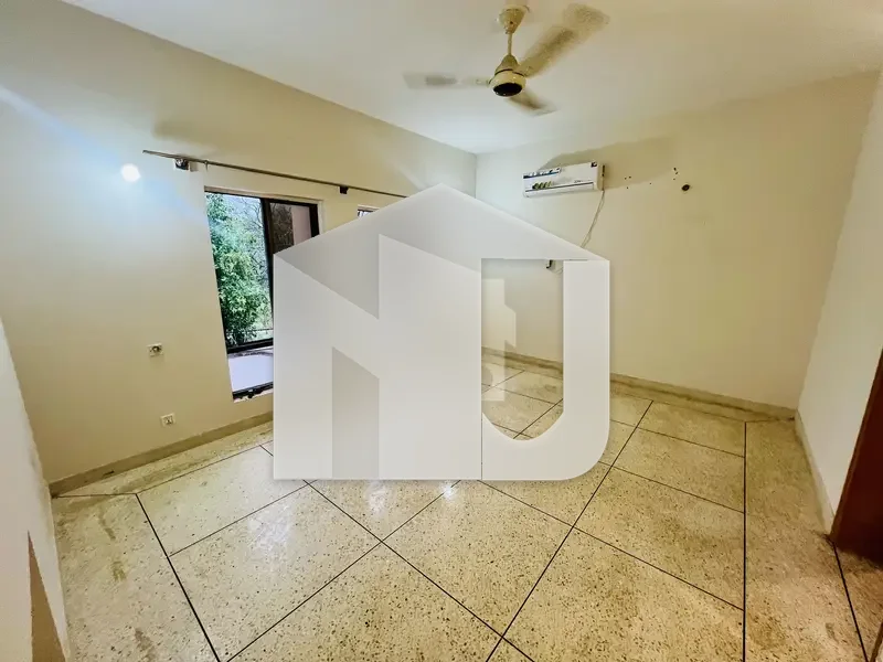 Spacious House For Rent E-7 Hill Road Prime Location, photo 15