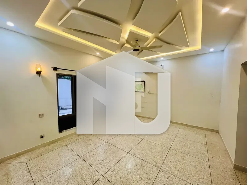 Spacious House For Rent E-7 Hill Road Prime Location, photo 12