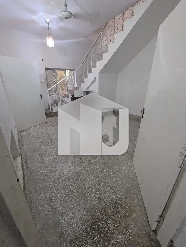 Full House For Rent in G-10/4, photo 2