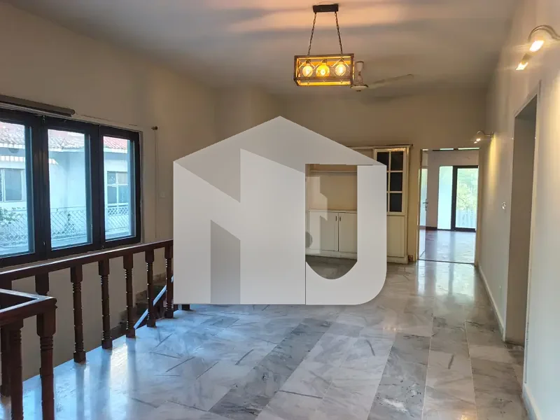 F-10 Excellent Double Storey House 500 SQY Along With Basement And Solar System Proper 5 Bedrooms, Proper 5 Attached Bathrooms Modern Fittings Along With Wooden And Marble Flooring, photo 11