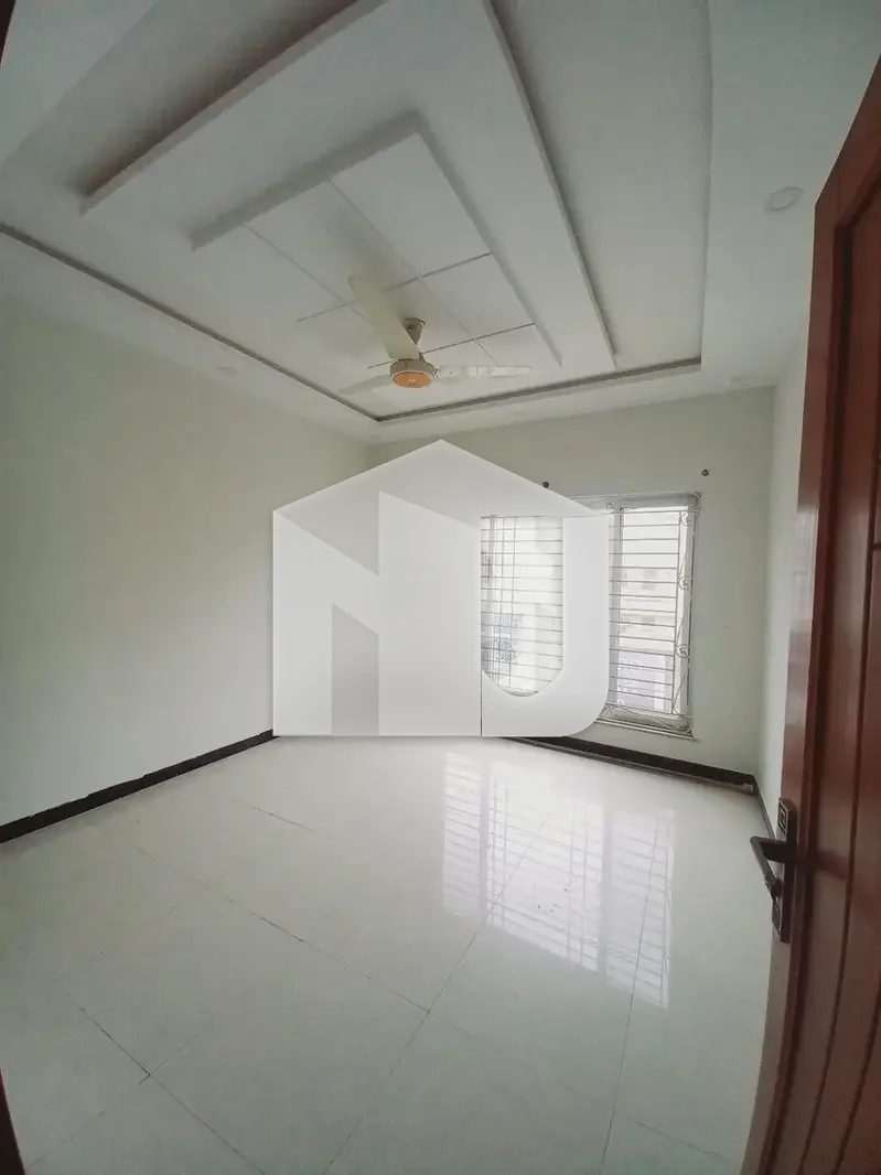 E-11 8 Marla Full House Available For Rent, photo 14