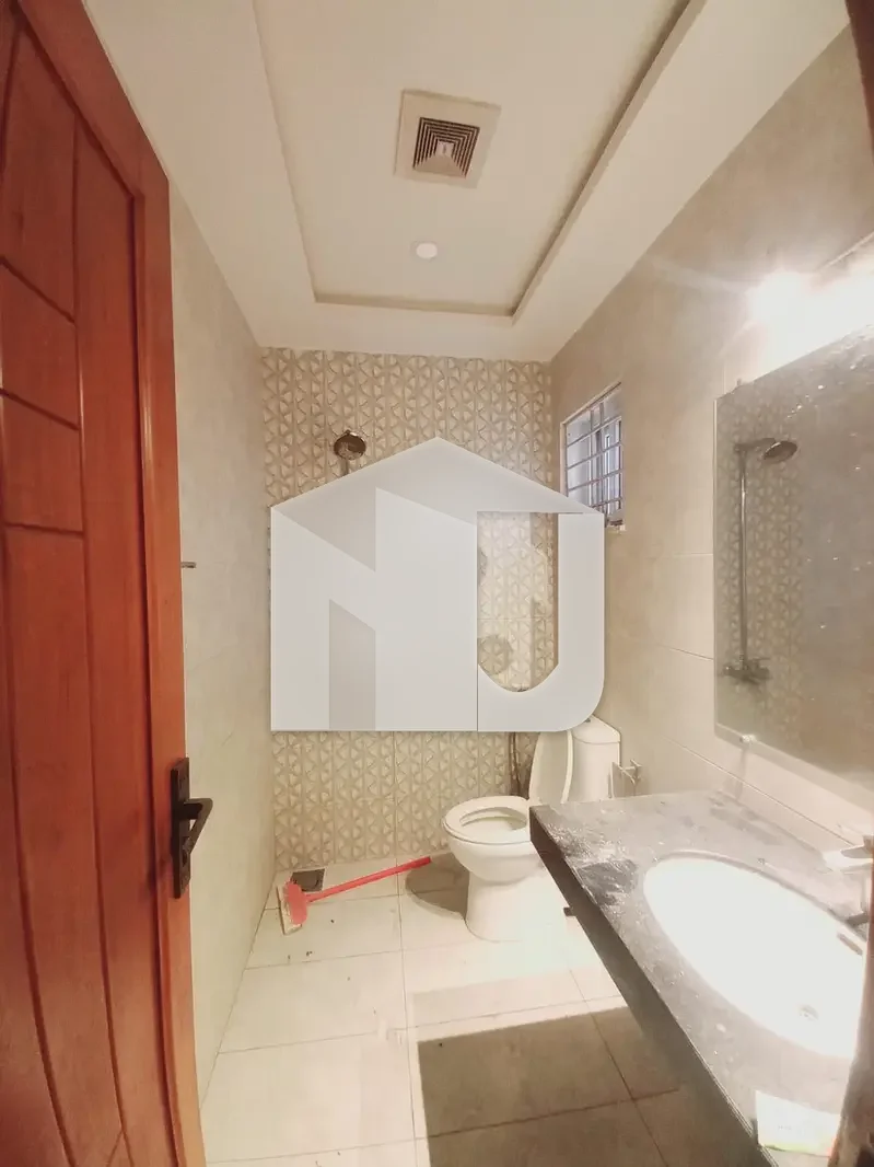E-11 8 Marla Full House Available For Rent, photo 12