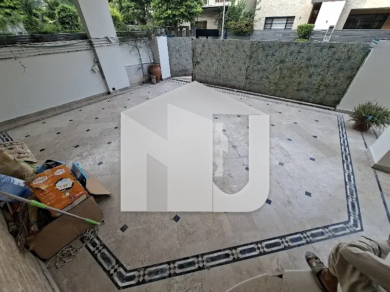 E-11 Beautiful Triple Story House For Rent, photo 11