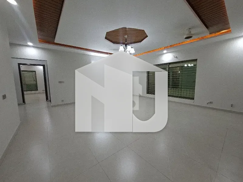 E-11/3 Multi Ground + Basement for Rent, photo 7