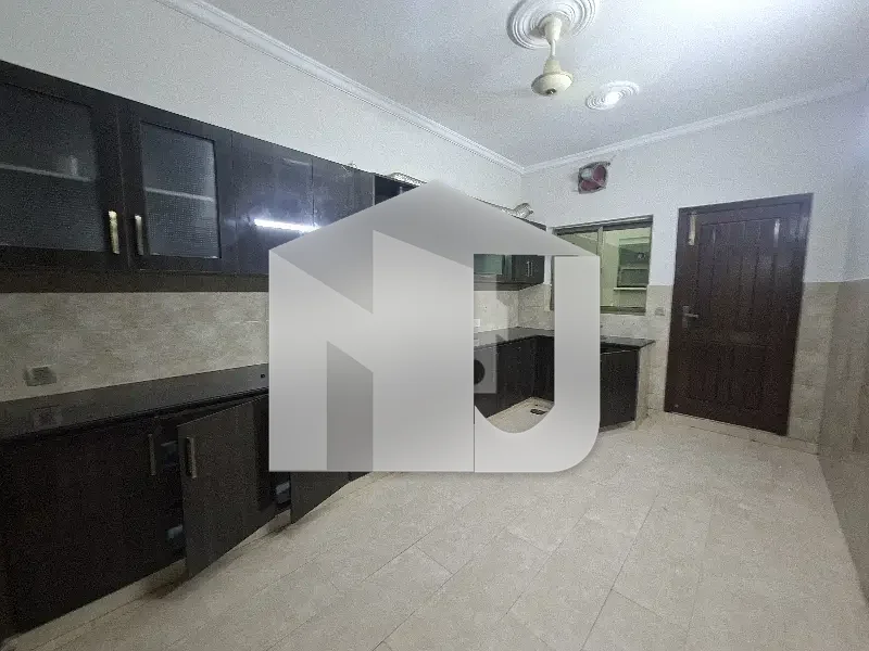 E-11/3 Multi Ground + Basement for Rent, photo 3