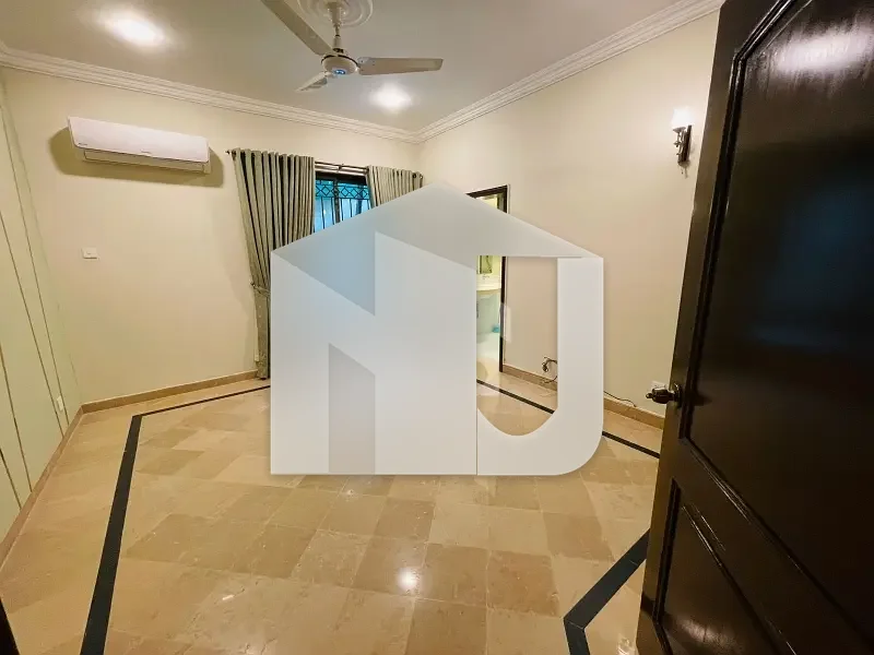 Luxurious House On Extremely Prime Location Available For Rent In Islamabad, photo 12