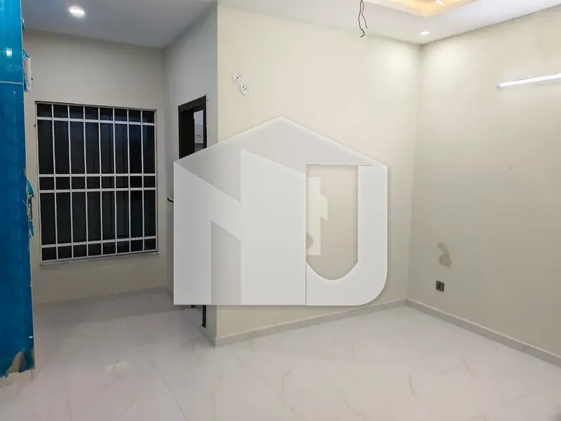 Full house 5 bed 4 bath drawing dining tv lounge kitchen , kitchen upper triple story house with solar panels available, photo 20