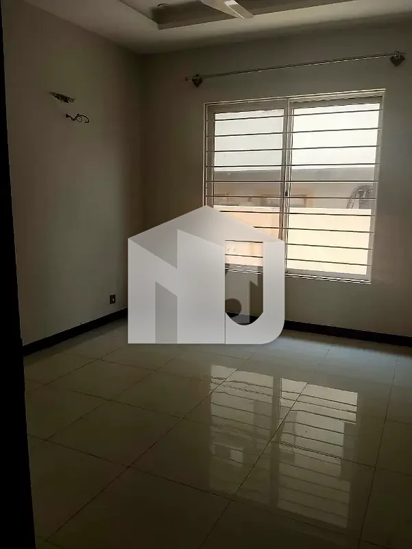 35x70 10 Marla Full House For Rent G-13, photo 10