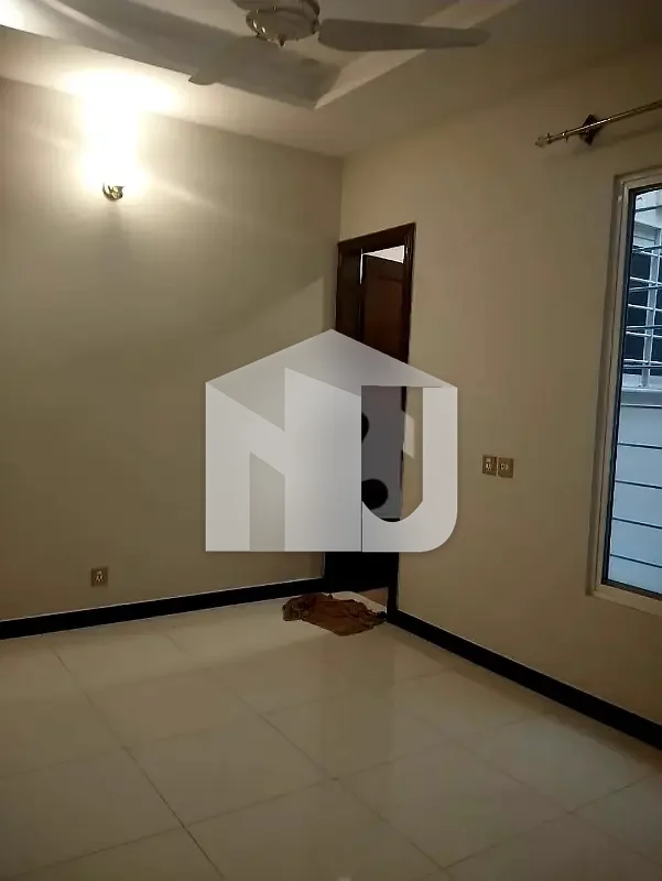 35x70 10 Marla Full House For Rent G-13, photo 4