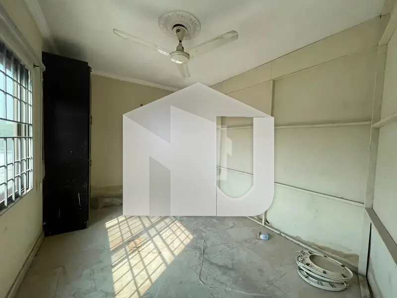 35x80 Double Storey House Available On Rent Located In E-11/4 Islamabd Furnished, photo 7