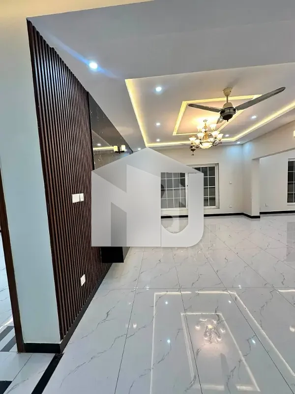 D-12 Islamabad 1Kanal Ground+Basement For Rent 5bed With Washroom 2Drawing Dining Tvl 2kichen 2 Servant Room 3car Parking No Gas 2 Electric Metr Gate Sept, photo 10