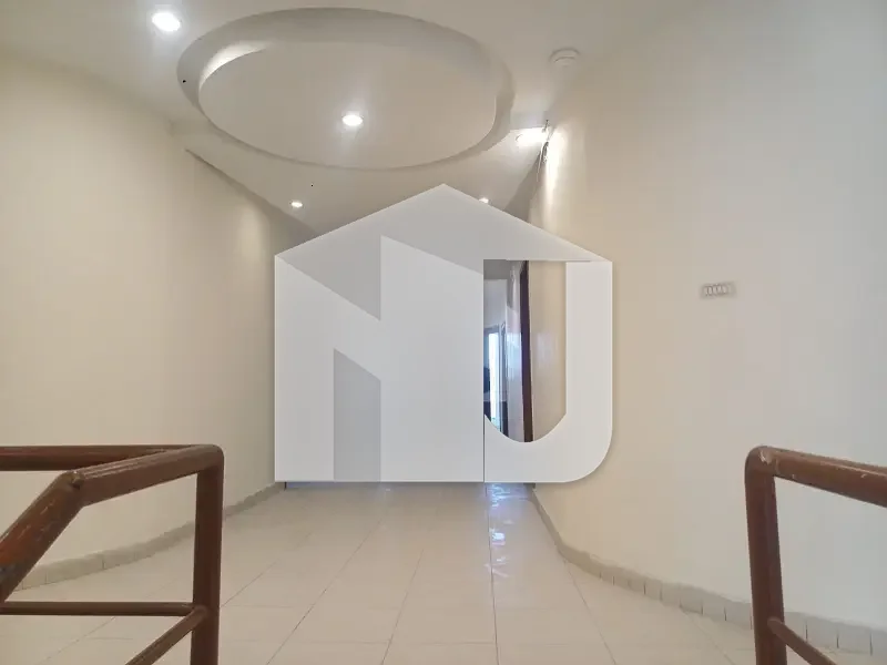 G 6 FULL HOUSE ( 2133 SQ YDS ) DOUBLE STOREY UN FURNSHED AVIALABLE FOR RENT, photo 5