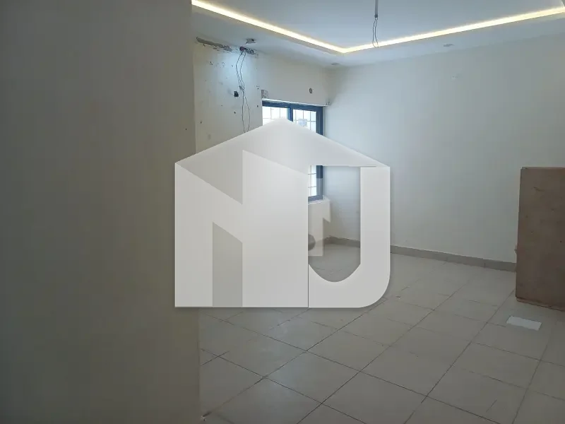 G 6 FULL HOUSE ( 2133 SQ YDS ) DOUBLE STOREY UN FURNSHED AVIALABLE FOR RENT, photo 12