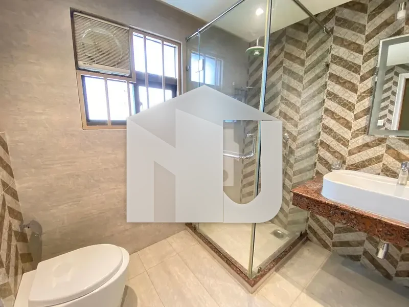 Beautiful House Available For Rent On Prime Location, photo 21