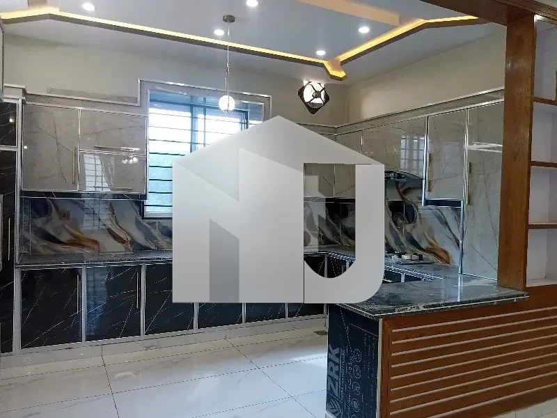 10 Marla Brand New House In Pwd, photo 7