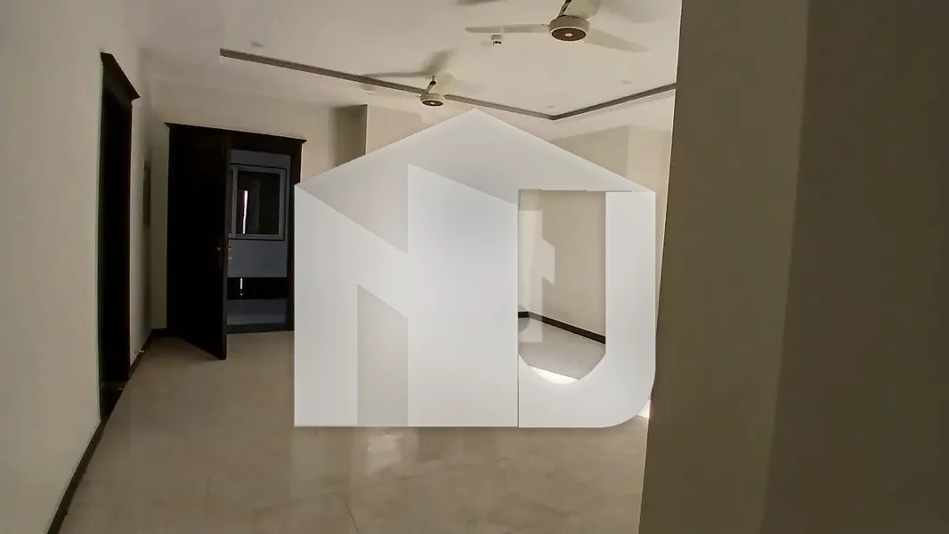 F10 2kanal House 12 Bedroom Attach Bath 3 Storey, photo 3