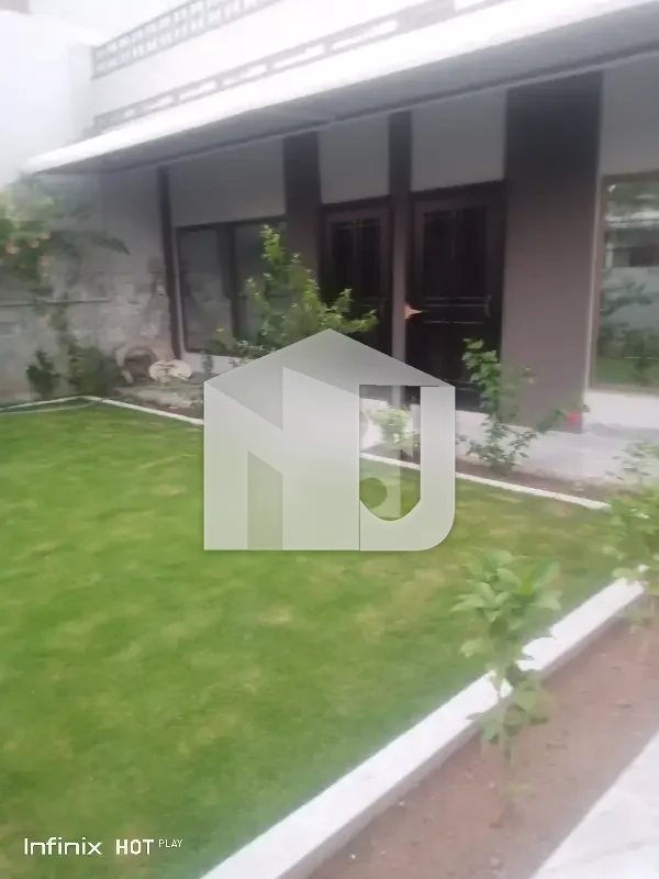 Full House 4 Bed 4 Bath 2 TV Lounge DD Kitchen 3 Car Parking Store, photo 4