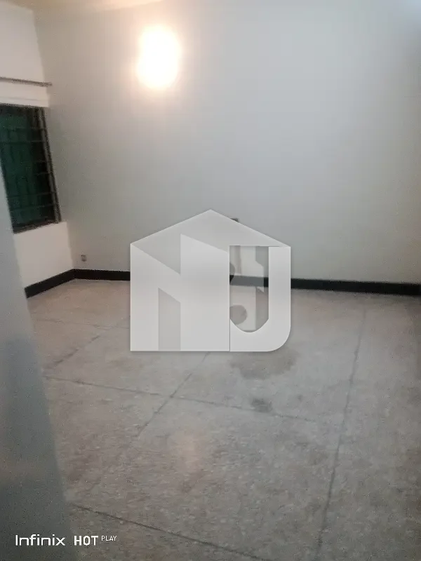 Full House 4 Bed 4 Bath 2 TV Lounge DD Kitchen 3 Car Parking Store, photo 13