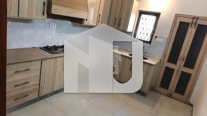 Full House For Rent 7 Bed 7 Bath 2 Kitchen 2 TV Lounge Tile Flooring Separate Meters DD 5 AC Available, photo 2