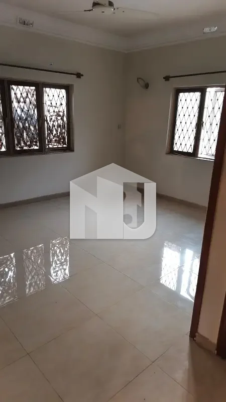 Full House For Rent 7 Bed 7 Bath 2 Kitchen 2 TV Lounge Tile Flooring Separate Meters DD 5 AC Available, photo 5