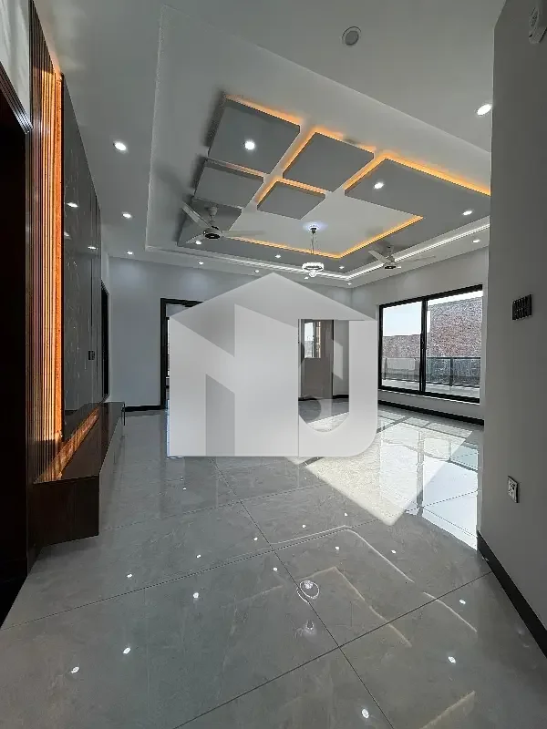 1 Kanal Double Unit House 20kv Solar For Rent In Multi Gardens MPCHS B-17 Block A Islamabad, photo 5