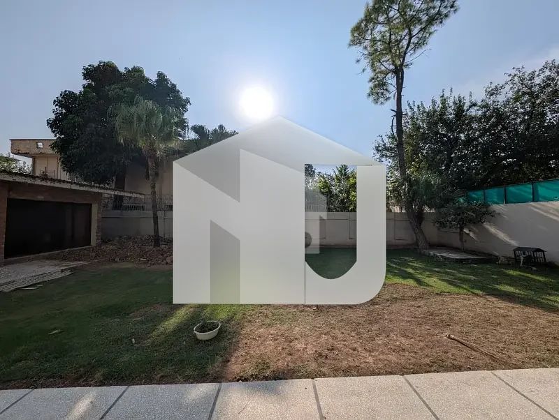 Furnished House With Huge Lawn Is For Rent In F-6, photo 12