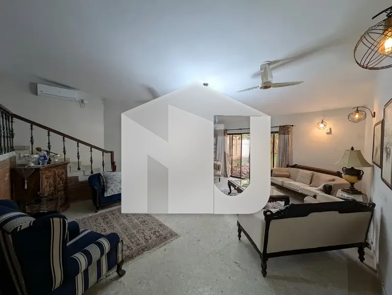 Furnished House With Huge Lawn Is For Rent In F-6, photo 2