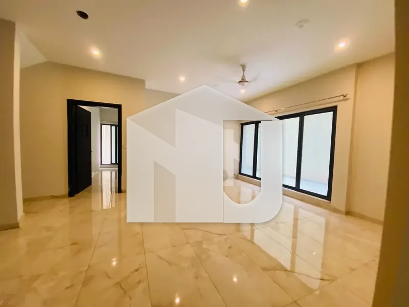 1 Kanal Triple-Storey Beautiful House for Rent in F-8 Islamabad,, photo 3