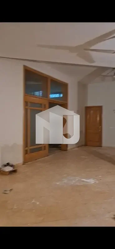 1 Kanal Unfurnished House For Rent in G-6, Islamabad - 5 Bedrooms With Attached Baths - Rs 600,000 / Month, photo 6