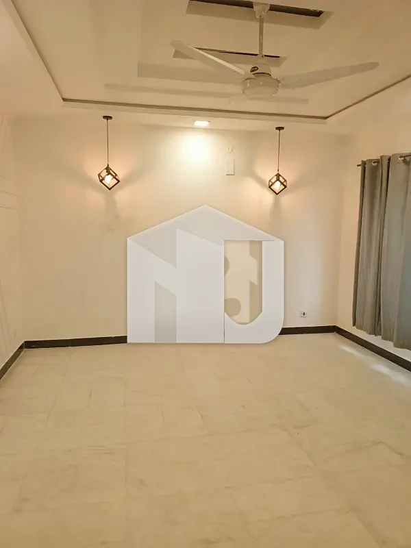 D-12 Islamabad 14 Marla Brand New First Entry House For Rent 7D-12 Islamabad 10 Marla Upper Portion For Rent 3 Bed With Washroom Drawing Room Dining Tvl Kitchen 2 Servant Room Parking Gas Electric Meter Separate 7 Bed With Washroom 3 Drawing Room Dining, photo 14